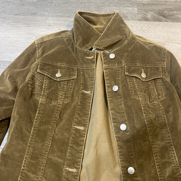 SOLD - Picture 2 of 4